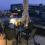 Port View Apartment