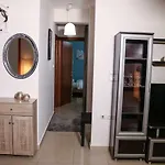 Port View Apartment